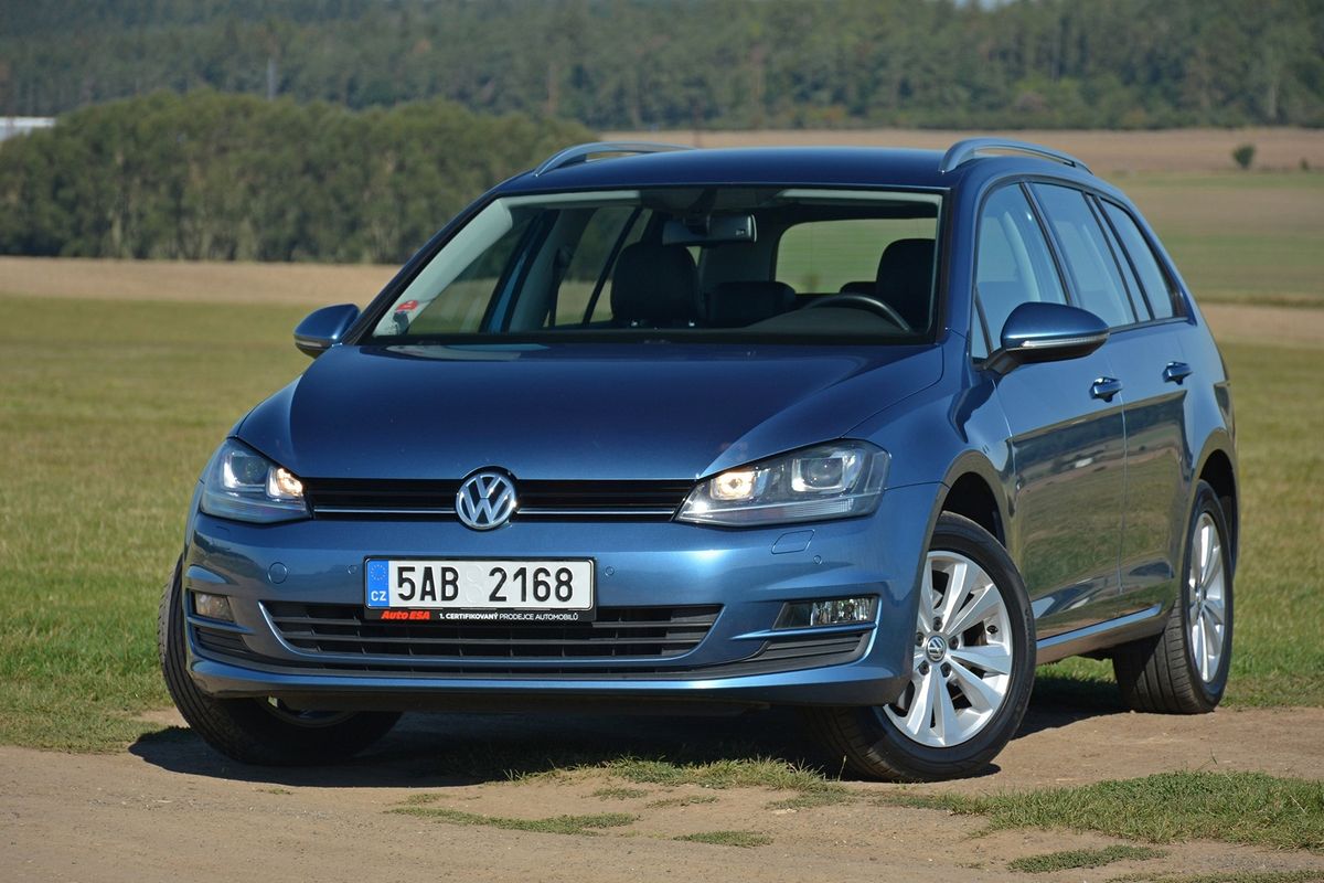 Test ojetiny Volkswagen Golf 1.4 TSI Kupujte, dokud jsou